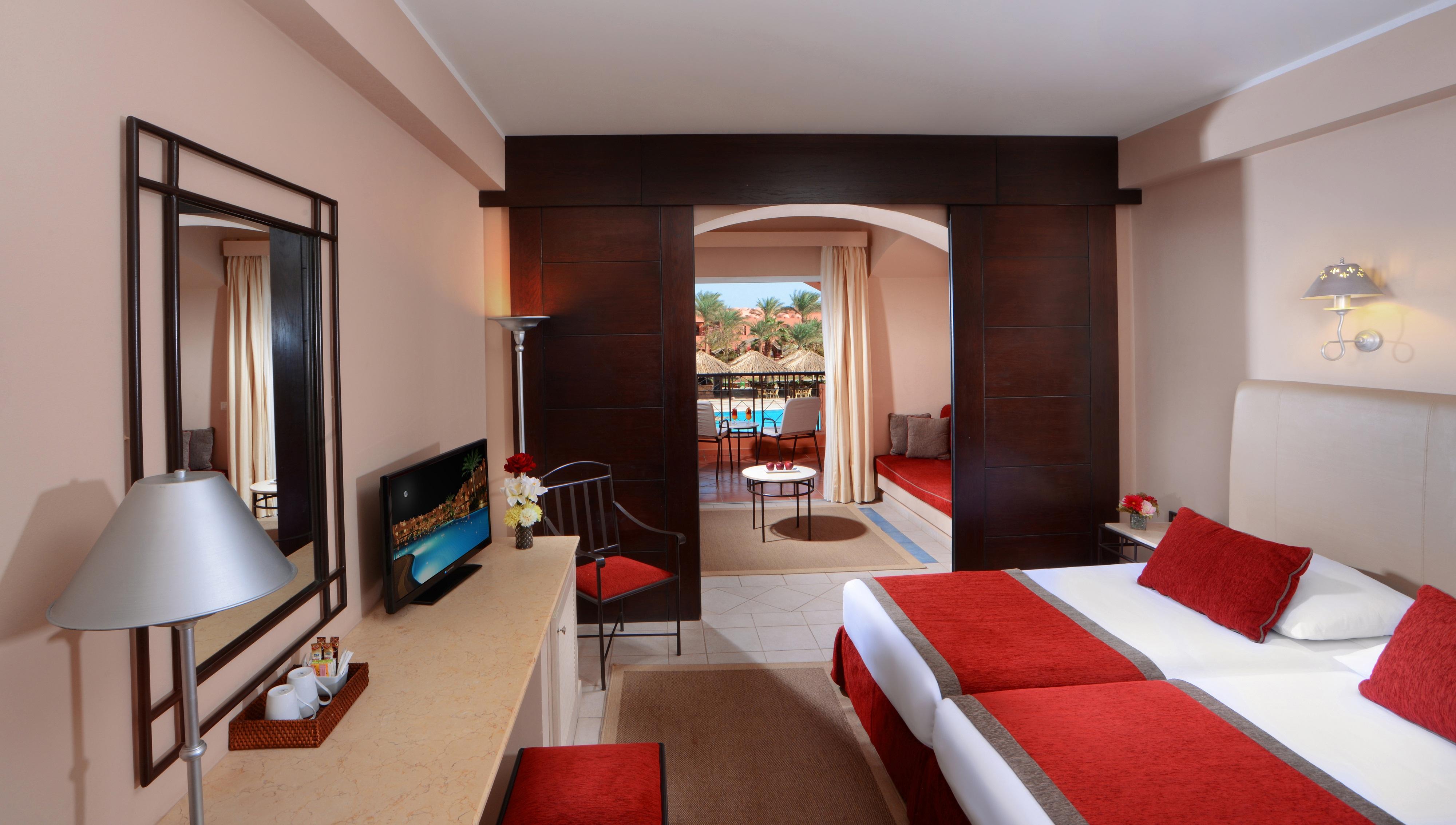 Jaz Makadi Oasis Club Hotel Exterior photo